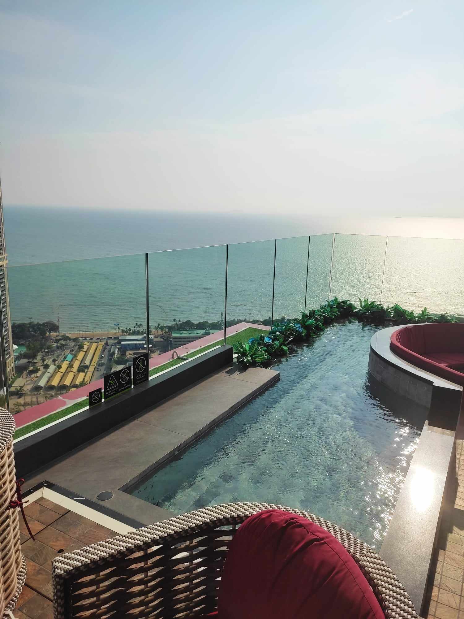 d917ff88-b5ba-42cd-a779-1d8cab1af104