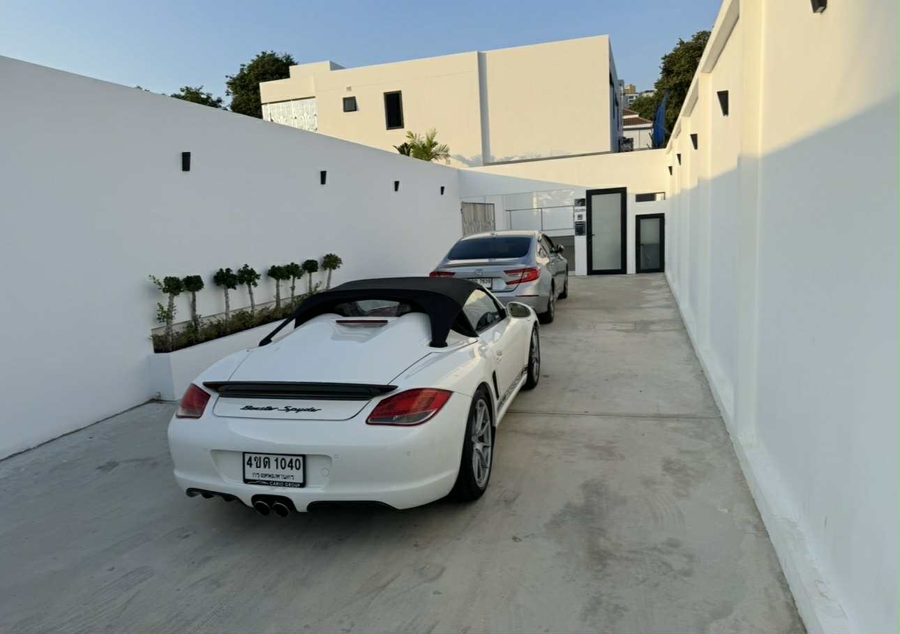 b522085d-61ac-4d59-92b9-e26c27e4c6d6