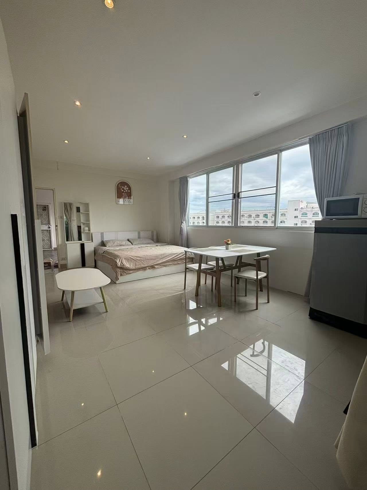 588436253_1367845305352700_2537704367556390273_n