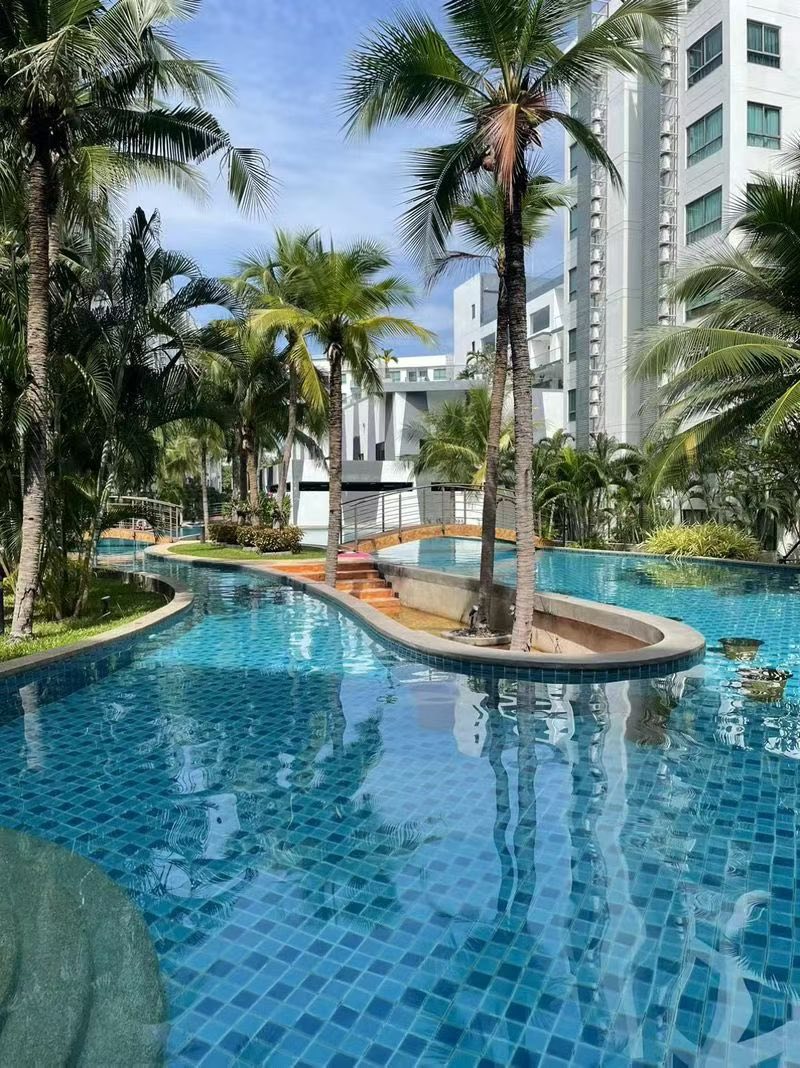 590464924_1996905114214606_7157394448859904464_n